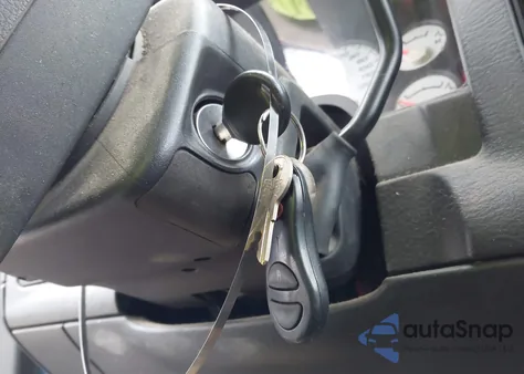 2005 Dodge Ram 1500 Slt/Laramie z USA, uszkodzony, nr VIN 1D7HA18D75S333634